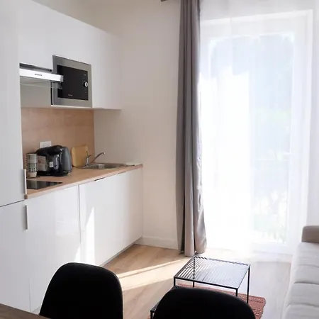 Avec Terrasse,t2, Proche Du Midi - Palmazur * Cannes